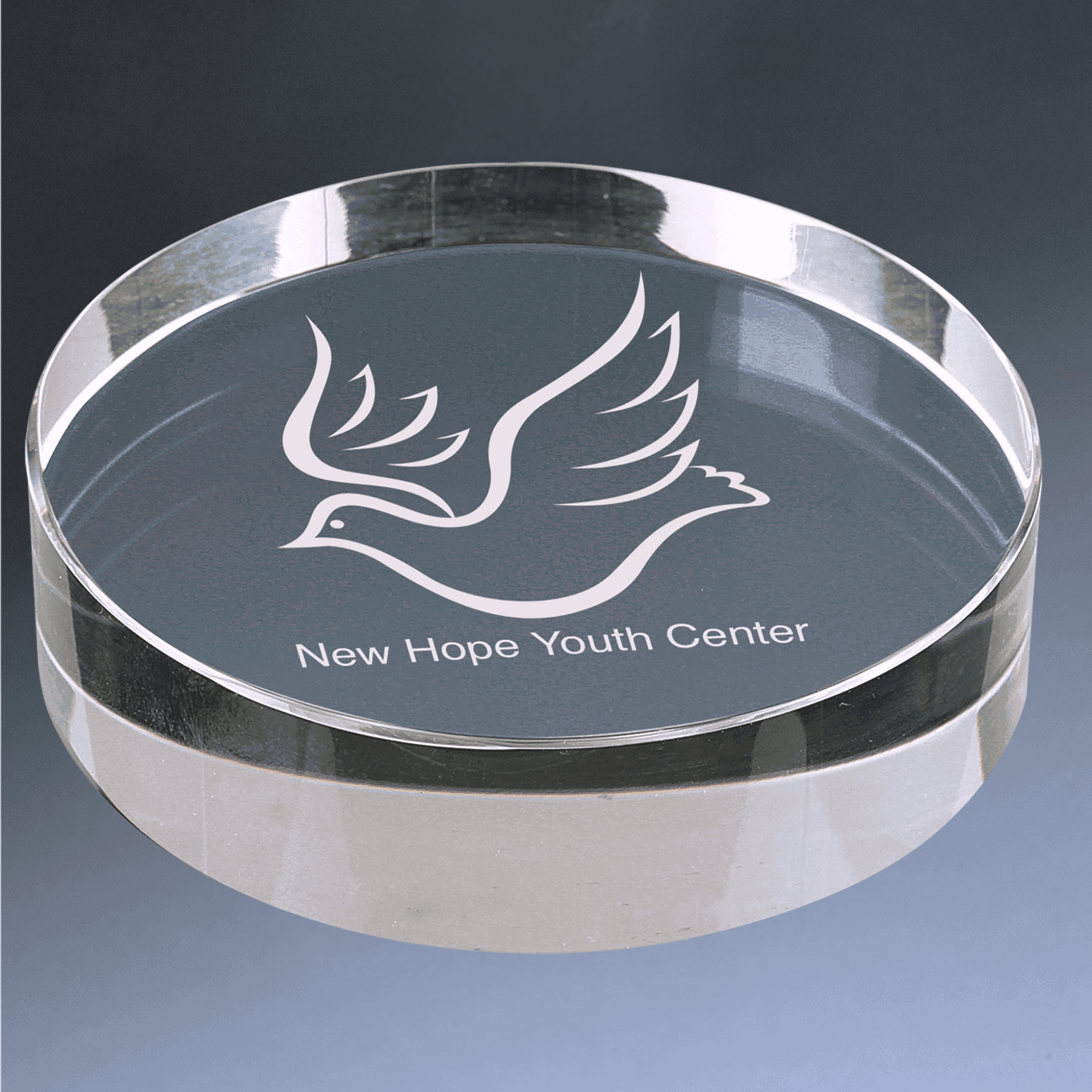 Personalized Crystal Paperweights with Frosted Etching Round with Beveled Edge / 3 1/8"
