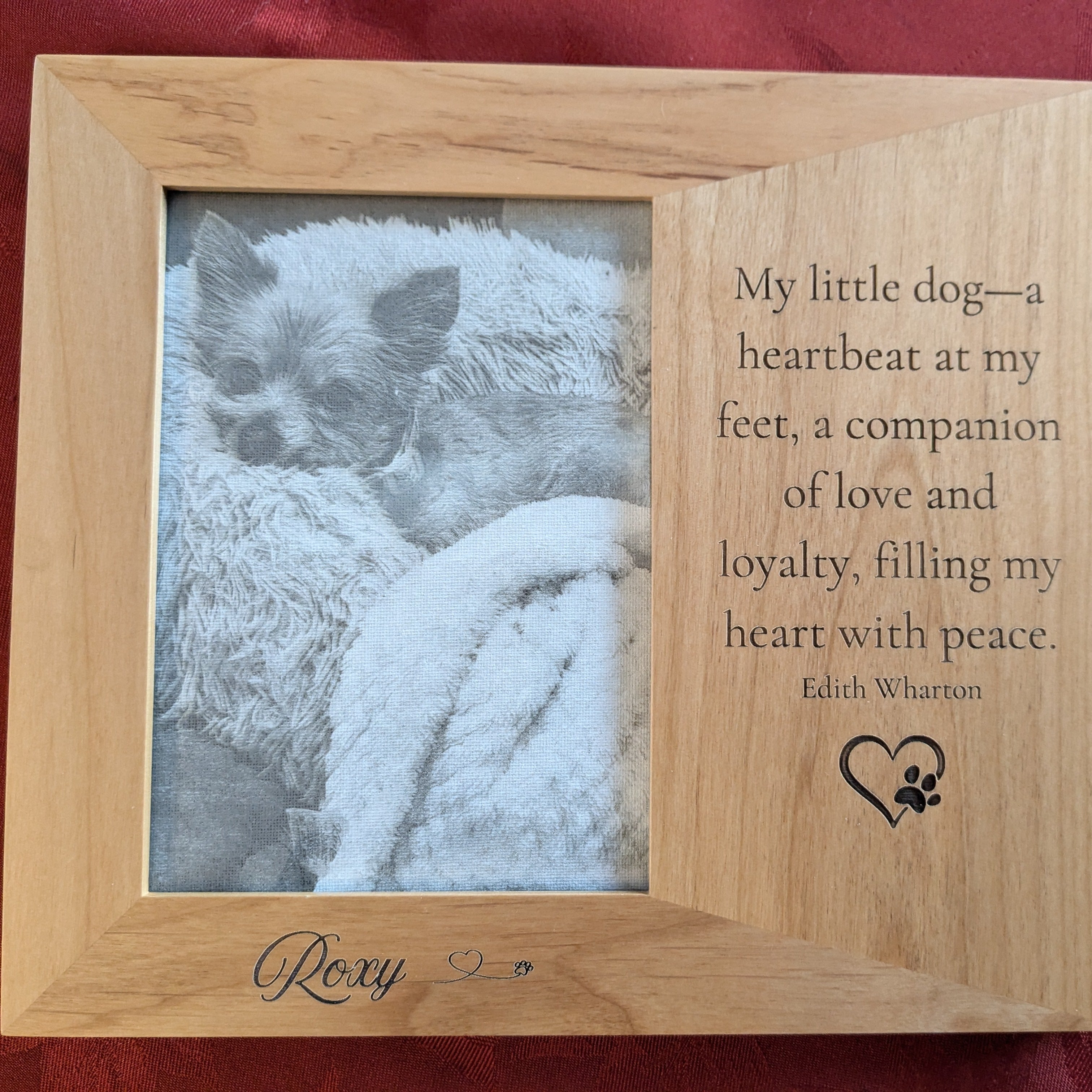 Laser Engraved Wooden Photo Frames with Photo Etching on Canvas